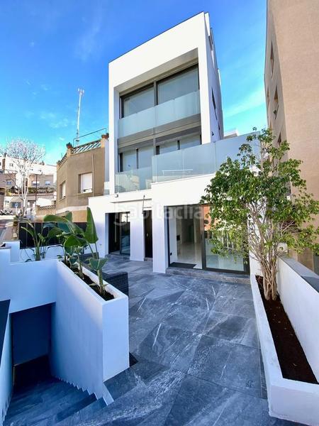 Foto f2b2a5c6-eafe-4524-89cb-1a369f27e95e. Casa con riscaldamento parcheggio in La Miranda-Can Candeler Sant Just Desvern Foto f2b2a5c6-eafe-4524-89cb-1a369f27e95e. Casa con riscaldamento parcheggio in La Miranda-Can Candeler Sant Just Desvern