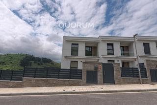 Lloguer Casa adossada a Zierbena. Se alquila precioso adosado con expectaculares vistas al cantabr Lloguer Casa adossada a Zierbena. Se alquila precioso adosado con expectaculares vistas al cantabr