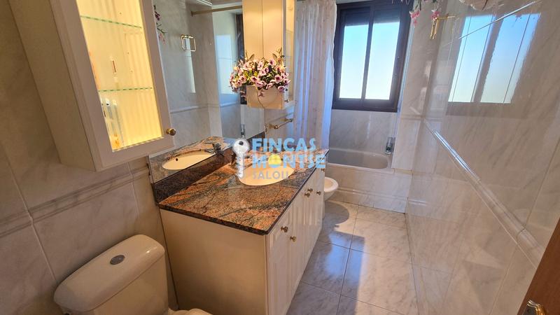 Foto 8ab2c6a0-f202-478e-9f67-82197b4fb386. Apartament amb aparcament a Platja de Llevant Salou Foto 8ab2c6a0-f202-478e-9f67-82197b4fb386. Apartament amb aparcament a Platja de Llevant Salou