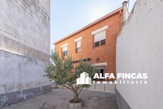 Xalet a Travesia del santo 14. Casa en venta en tresjuncos Xalet a Travesia del santo 14. Casa en venta en tresjuncos