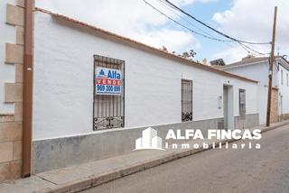 Finca rústica a Ramon y cajal 2. Solar urbano en venta en la alberca de zancara Finca rústica a Ramon y cajal 2. Solar urbano en venta en la alberca de zancara