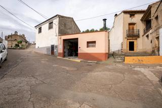 Mas à Calle alta 57. Casa de pueblo en almudevar con muchas posibilidades Mas à Calle alta 57. Casa de pueblo en almudevar con muchas posibilidades