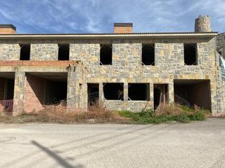 Édifice Calle baja. Venta de 14 apartamentos en calle baja n 65 almudévar huesca Édifice Calle baja. Venta de 14 apartamentos en calle baja n 65 almudévar huesca