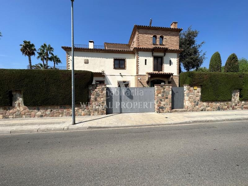 Foto 30662b44-9fb6-49af-bbcf-5ea8f16d5c6f. Chalet in josep maria subirachs 1 in Jardins de Vilafortuny - Mas d'en Bosch Cambrils Foto 30662b44-9fb6-49af-bbcf-5ea8f16d5c6f. Chalet in josep maria subirachs 1 in Jardins de Vilafortuny - Mas d'en Bosch Cambrils