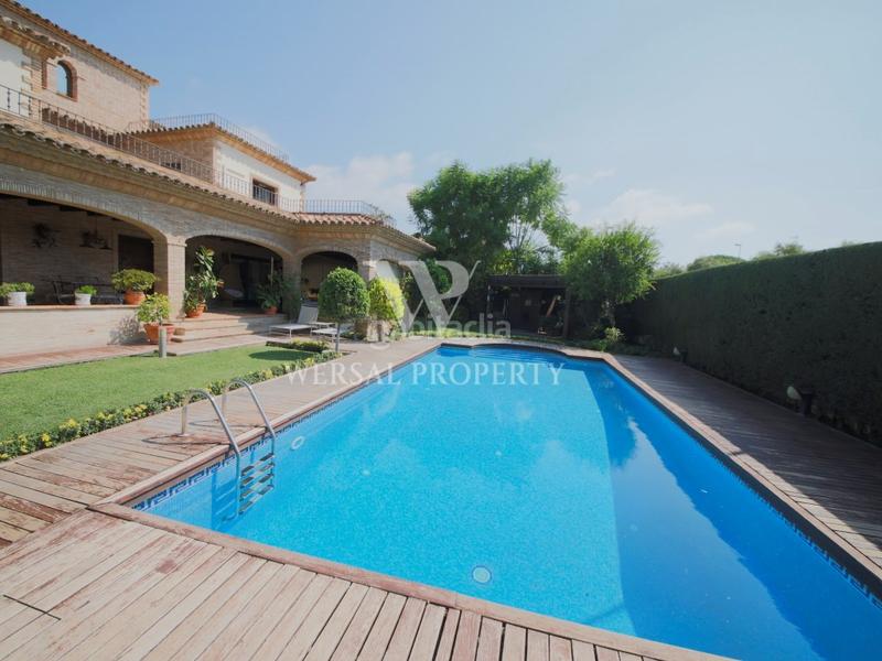 Foto 659d3604-bad5-4b6d-a0eb-12a1b4d959ae. Chalet in josep maria subirachs 1 in Jardins de Vilafortuny - Mas d'en Bosch Cambrils Foto 659d3604-bad5-4b6d-a0eb-12a1b4d959ae. Chalet in josep maria subirachs 1 in Jardins de Vilafortuny - Mas d'en Bosch Cambrils