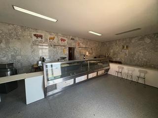 Local commercial à Calle peral 20. Grupo integra, local esquinero en venta en iscar adaptado como c Local commercial à Calle peral 20. Grupo integra, local esquinero en venta en iscar adaptado como c