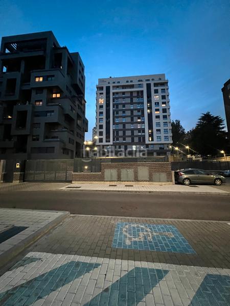 Foto 80a9c36d-feb2-442f-ad92-4b7715ca1289. Rent motorcycle parking in calle melendro 5a in Parquesol Valladolid Foto 80a9c36d-feb2-442f-ad92-4b7715ca1289. Rent motorcycle parking in calle melendro 5a in Parquesol Valladolid