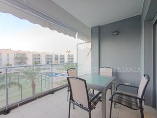 Location Appartement  Carrer costa brava. Alquiler anual en urbanización con piscina comunitaria, padel y Location Appartement  Carrer costa brava. Alquiler anual en urbanización con piscina comunitaria, padel y