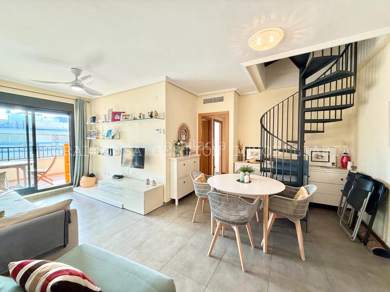 Foto 0e51c5c8-fa27-483b-94b8-237056bdf018. Lloguer àtic amb calefacció piscina a Almenara Foto 0e51c5c8-fa27-483b-94b8-237056bdf018. Lloguer àtic amb calefacció piscina a Almenara