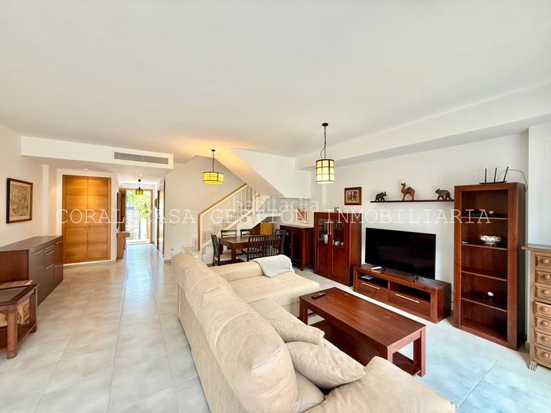 Foto 50ef7e43-6efd-42ac-9d63-25e02753e9b2. Lloguer casa adossada amb calefacció aparcament piscina a Almenara Foto 50ef7e43-6efd-42ac-9d63-25e02753e9b2. Lloguer casa adossada amb calefacció aparcament piscina a Almenara