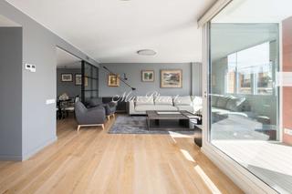 Miete Zweistöckige Wohnung in Sant Gervasi - Galvany. Ático dúplex con terraza privada en sarrià Miete Zweistöckige Wohnung in Sant Gervasi - Galvany. Ático dúplex con terraza privada en sarrià