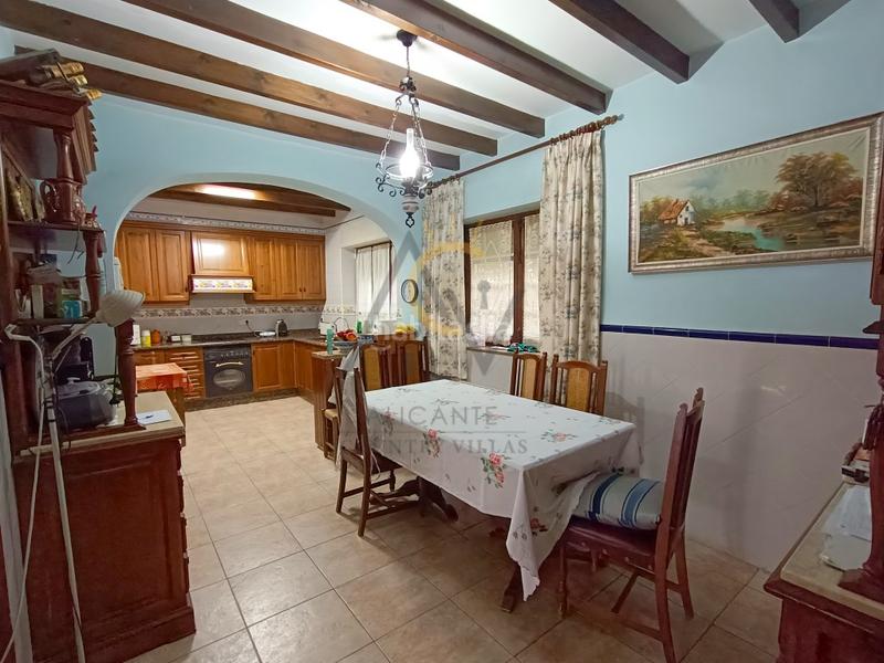 Foto 36bb6a76-06eb-43e9-b8e6-af109122a452. Chalet mit heizung parking in Novelda Foto 36bb6a76-06eb-43e9-b8e6-af109122a452. Chalet mit heizung parking in Novelda