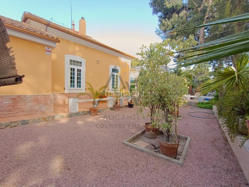 Foto dc7aef57-24da-4432-a6ef-416507a517d6. Chalet mit heizung parking in Novelda Foto dc7aef57-24da-4432-a6ef-416507a517d6. Chalet mit heizung parking in Novelda