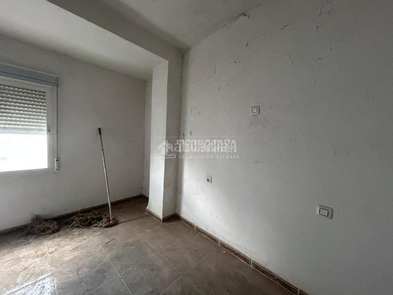 Foto 03afc1aa-df1d-45ee-a352-7748feb5be30. Casa pareada casa en venta en Iznalloz Foto 03afc1aa-df1d-45ee-a352-7748feb5be30. Casa pareada casa en venta en Iznalloz