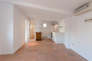 Business premise in La Nova Esquerra de l´Eixample. Estudio en venta en el ensanche izquierdo Business premise in La Nova Esquerra de l´Eixample. Estudio en venta en el ensanche izquierdo