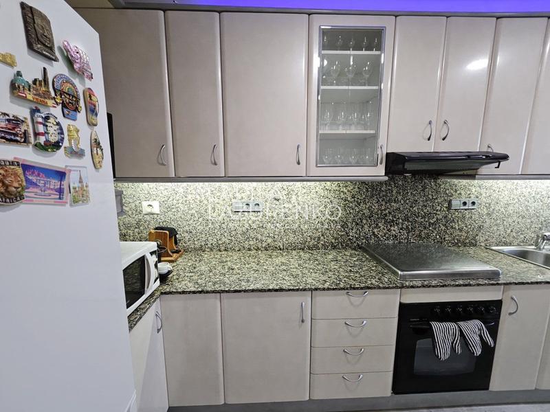 Foto 061eec1b-c0e8-4028-b9a1-45d187c085bc. Piso  en venta en centro, 3 dormitorios. en Centre Salou Foto 061eec1b-c0e8-4028-b9a1-45d187c085bc. Piso  en venta en centro, 3 dormitorios. en Centre Salou