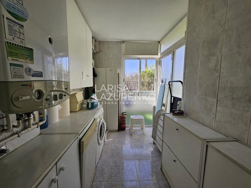 Foto 765fffcb-b6d0-407f-a1d1-c9a84b45351c. Piso  en venta en centro, 3 dormitorios. en Centre Salou Foto 765fffcb-b6d0-407f-a1d1-c9a84b45351c. Piso  en venta en centro, 3 dormitorios. en Centre Salou