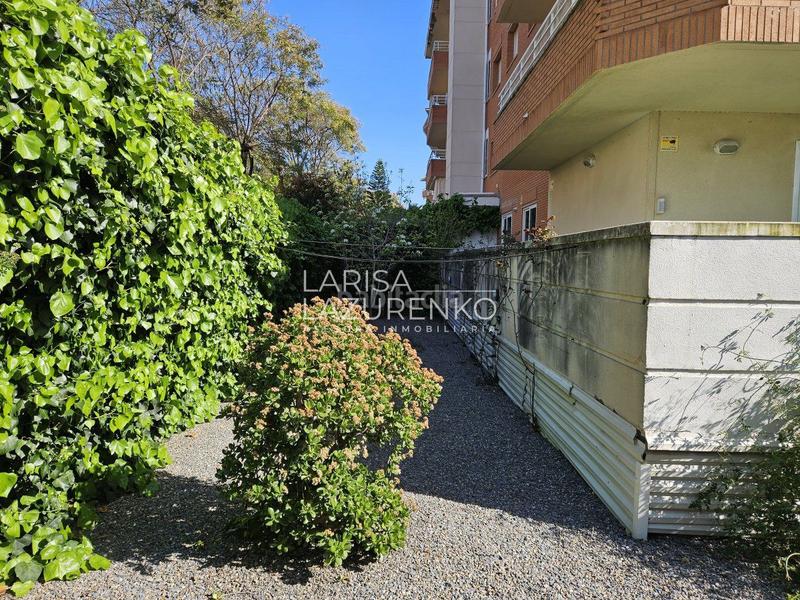 Foto 8a2633be-0ea7-4929-a275-010e6aac41d5. Piso  en venta en centro, 3 dormitorios. en Centre Salou Foto 8a2633be-0ea7-4929-a275-010e6aac41d5. Piso  en venta en centro, 3 dormitorios. en Centre Salou