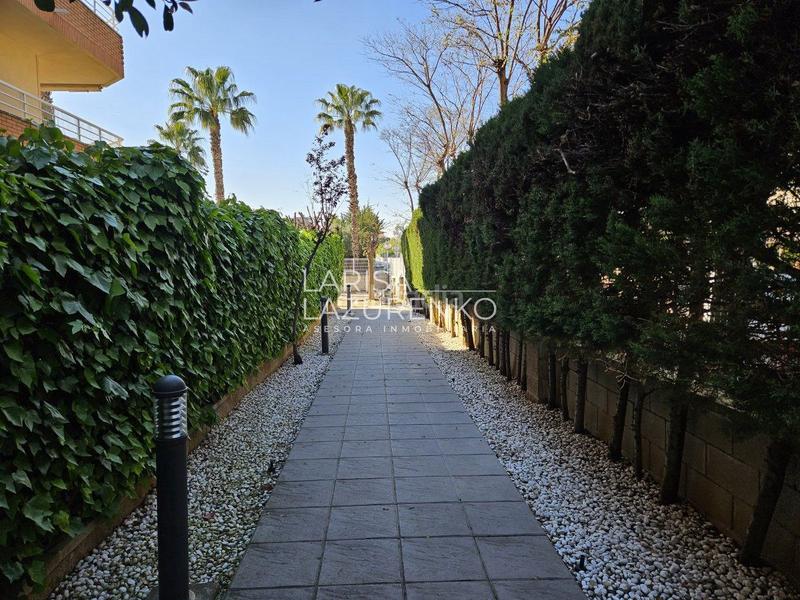 Foto f5d047e8-f517-4791-8fb0-d52571c6b090. Piso  en venta en centro, 3 dormitorios. en Centre Salou Foto f5d047e8-f517-4791-8fb0-d52571c6b090. Piso  en venta en centro, 3 dormitorios. en Centre Salou