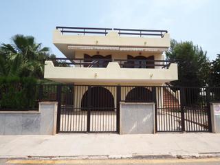 Chalet Carrer clavell. Unifamiliar en colonia de sant jordi. Chalet Carrer clavell. Unifamiliar en colonia de sant jordi.