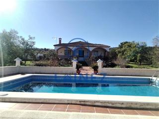 Terrain résidentiel à Peñarroya - Pueblonuevo. Preciosa parcela con casa, piscina y olivos a la venta en el mun Terrain résidentiel à Peñarroya - Pueblonuevo. Preciosa parcela con casa, piscina y olivos a la venta en el mun