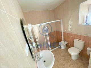 Casa a Valsequillo. Gran casa en valsequillo, con tejado completamente nuevo. con un Casa a Valsequillo. Gran casa en valsequillo, con tejado completamente nuevo. con un