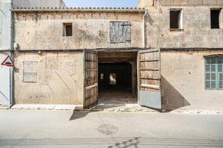 Casa  Carrer martirs. Solar 140 m con una construcciónde223 m Casa  Carrer martirs. Solar 140 m con una construcciónde223 m