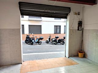 Business premise  Carrer del mas marí. Local-almacén con vado Business premise  Carrer del mas marí. Local-almacén con vado