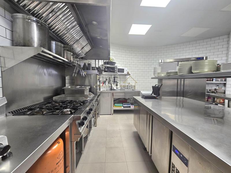 Foto 4af1e0d1-2d04-4873-ba20-20c8b0f9a3db. Local comercial local gastronómico totalmente equipado en Barcelona Foto 4af1e0d1-2d04-4873-ba20-20c8b0f9a3db. Local comercial local gastronómico totalmente equipado en Barcelona