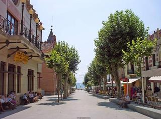 Edifici a Canet de Mar. Casachaletpisos oportunidad de inversión en canet de mar  centro Edifici a Canet de Mar. Casachaletpisos oportunidad de inversión en canet de mar  centro