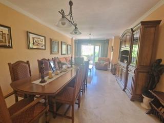 Etagenwohnung in Casco Antiguo Etagenwohnung in Casco Antiguo