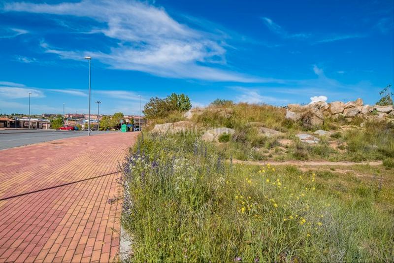 Foto 1249330c-59b8-4b48-87e4-ee5f1b3b07bd. Terreno residenziale in avenida unión europea 25a in Ávila Foto 1249330c-59b8-4b48-87e4-ee5f1b3b07bd. Terreno residenziale in avenida unión europea 25a in Ávila