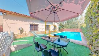 Casa a Castellbisbal. Bonita casa en venta en castellbisbal con piscina y tres habitac Casa a Castellbisbal. Bonita casa en venta en castellbisbal con piscina y tres habitac