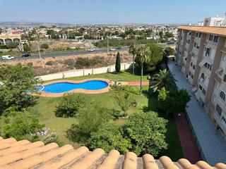 Appartement  Calle villa madrid. Apartamento con piscina en urbanización cerrada junto al parque Appartement  Calle villa madrid. Apartamento con piscina en urbanización cerrada junto al parque