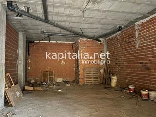 Geschäftsraum in El Llombo. Local chaflán en venta en ontinyent en zona llombo Geschäftsraum in El Llombo. Local chaflán en venta en ontinyent en zona llombo