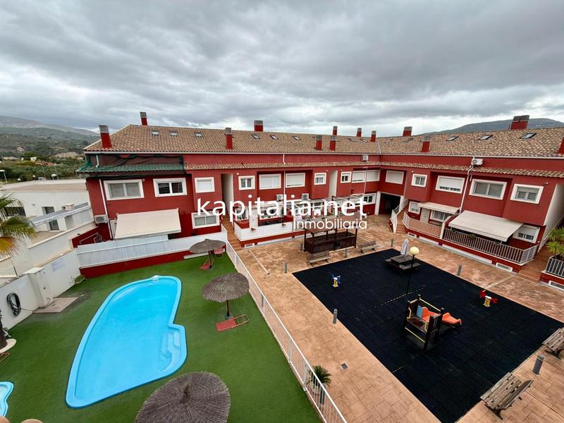Foto 28e41284-a4aa-4d1c-b8ee-0b34c484b436. Ático dúplex con terraza en perfecto estado en Cocentaina Foto 28e41284-a4aa-4d1c-b8ee-0b34c484b436. Ático dúplex con terraza en perfecto estado en Cocentaina