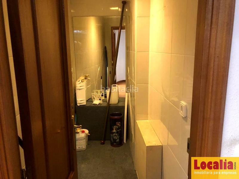 Foto 725a4f3a-e7c0-4cd3-80bd-10cc5ae235d1. Oficina céntrico local para reconvertir . en Centro Torrelavega Foto 725a4f3a-e7c0-4cd3-80bd-10cc5ae235d1. Oficina céntrico local para reconvertir . en Centro Torrelavega