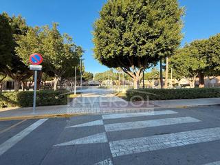 Maison jumelée  Calle rafael alberti 7. Vivienda en santa maría del águila, el ejido Maison jumelée  Calle rafael alberti 7. Vivienda en santa maría del águila, el ejido