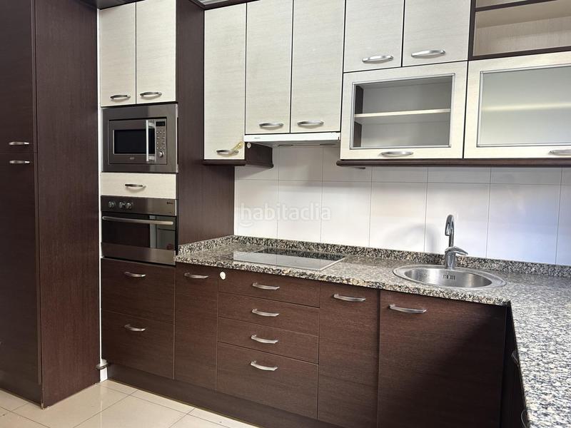 Foto 625451f7-918b-4ca1-aaf4-84e10324efaf. Location maison jumelée avec chauffage parking dans Getxo Foto 625451f7-918b-4ca1-aaf4-84e10324efaf. Location maison jumelée avec chauffage parking dans Getxo