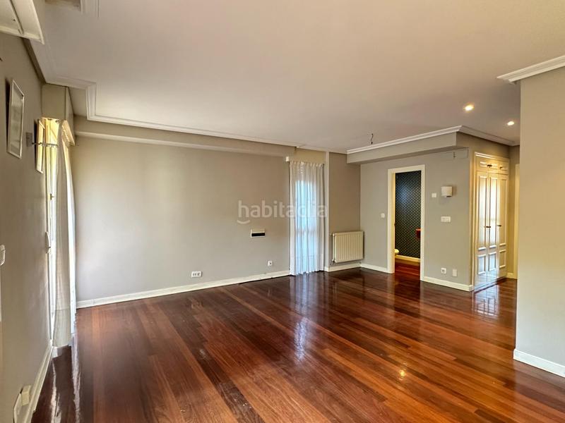 Foto 4e23e113-81ff-4870-b59b-8a179870a10e. Maison jumelée avec chauffage parking dans Urduliz Foto 4e23e113-81ff-4870-b59b-8a179870a10e. Maison jumelée avec chauffage parking dans Urduliz