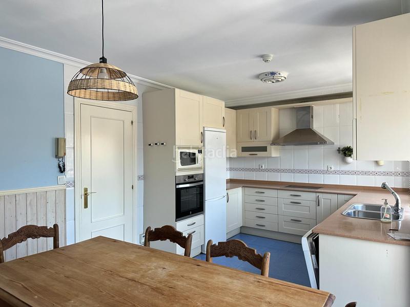 Foto 75e34ccf-8f11-4182-8439-be1843ab9ff0. Maison jumelée avec chauffage parking dans Urduliz Foto 75e34ccf-8f11-4182-8439-be1843ab9ff0. Maison jumelée avec chauffage parking dans Urduliz