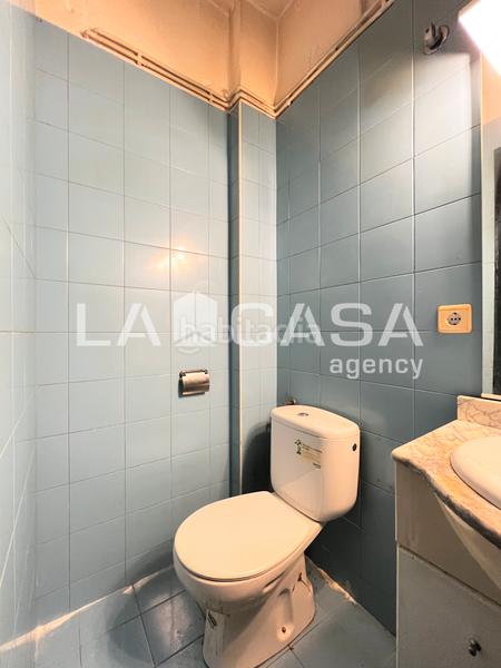 Foto f2c3f615-6e05-4dcd-a845-45e93eb95ffd. Local comercial a Llefià Badalona Foto f2c3f615-6e05-4dcd-a845-45e93eb95ffd. Local comercial a Llefià Badalona