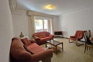 Appartement à Colonia Madrid. Piso de 3 dormitorios en colonia de madrid!! Appartement à Colonia Madrid. Piso de 3 dormitorios en colonia de madrid!!