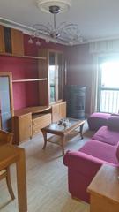 Pis a Silleda. Se vende piso amplio, luminoso y céntrico en silleda Pis a Silleda. Se vende piso amplio, luminoso y céntrico en silleda