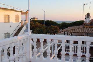 Casa Avenida avenida de los conquistadores. Chalet a 150 mts del mar Casa Avenida avenida de los conquistadores. Chalet a 150 mts del mar