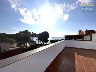 Triplex Calle isla pinta. Fantastico triplex adosado reformado en primera linea de mar en Triplex Calle isla pinta. Fantastico triplex adosado reformado en primera linea de mar en