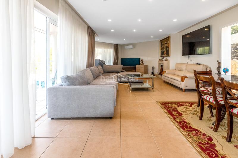 Foto 83f08a78-5043-42f1-b711-d97e2cac8d44. Lloguer xalet amb calefacció aparcament piscina a Altea Foto 83f08a78-5043-42f1-b711-d97e2cac8d44. Lloguer xalet amb calefacció aparcament piscina a Altea