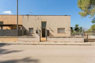 Casa aparellada C/ cami de santa maría de villalba. Solvia inmobiliaria chalet adosado abrera Casa aparellada C/ cami de santa maría de villalba. Solvia inmobiliaria chalet adosado abrera