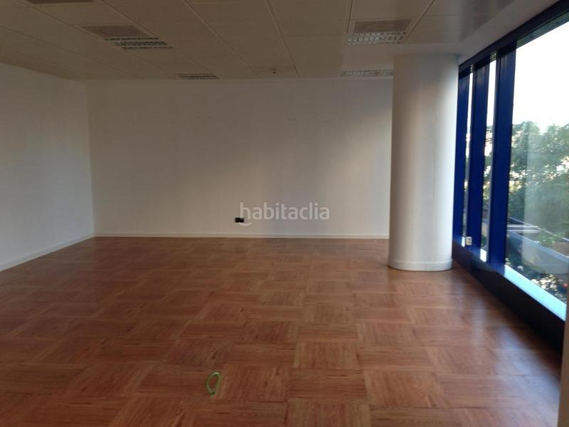 Foto 210162f3-7511-472c-a78e-fef8ceab6ccc. Local comercial solvia inmobiliaria locales en Montigalà Badalona Foto 210162f3-7511-472c-a78e-fef8ceab6ccc. Local comercial solvia inmobiliaria locales en Montigalà Badalona