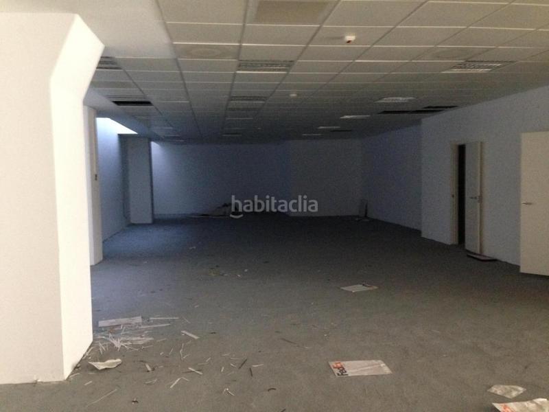 Foto de4c21d2-6645-4bd6-8106-72858463c889. Local comercial solvia inmobiliaria locales en Montigalà Badalona Foto de4c21d2-6645-4bd6-8106-72858463c889. Local comercial solvia inmobiliaria locales en Montigalà Badalona